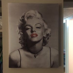 Marilyn Monroe canvas 19”x15”